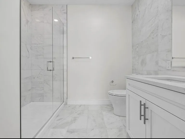 301 Border St — Photo 12