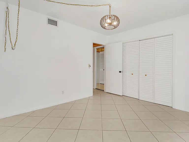 964 NW Spruce Ridge Dr #D1 — Photo 24