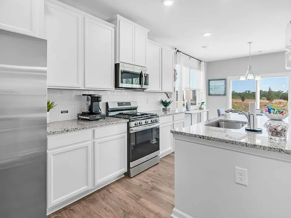 702 Count Fleet Ct