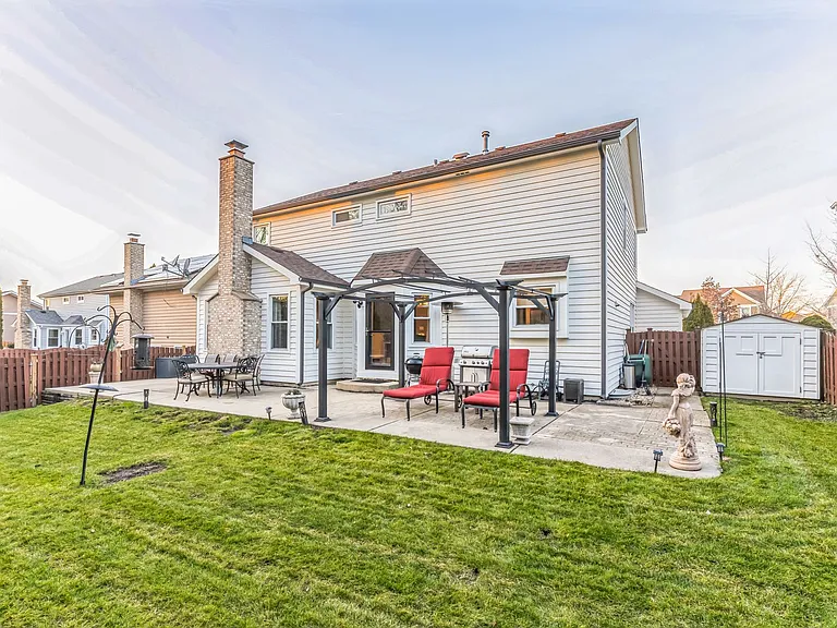 324 Chesapeake Ln — Photo 41