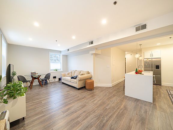 2nd image of 330 4th St