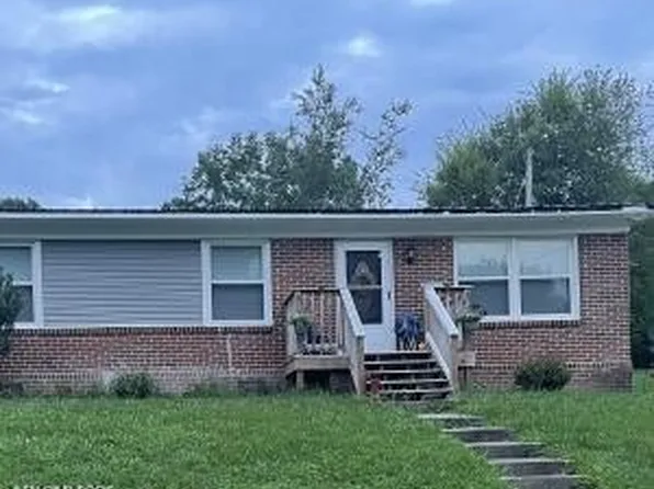 1803 N Jackson St, Athens, TN 37303