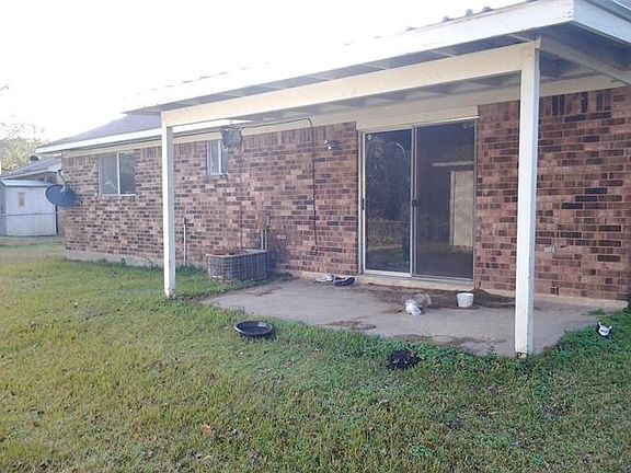 2nd image of 9317 Sandalwood Dr