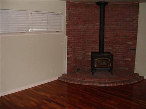 3rd image of 13794 Torrey Pines Dr