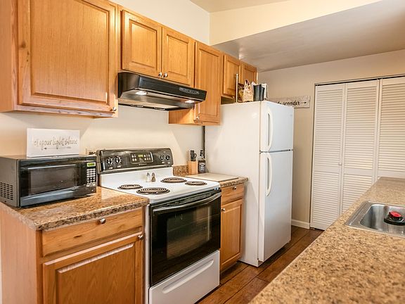 5th image of 2370 SE 45th Ave APT D