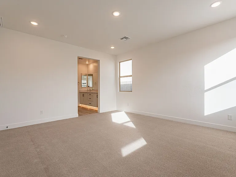21411 W Meadowbrook Ave — Photo 22
