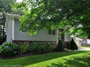 8 Canonchet Trl, Johnston, RI 02919