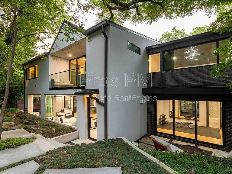 4280 Shorecrest Dr — Photo 3