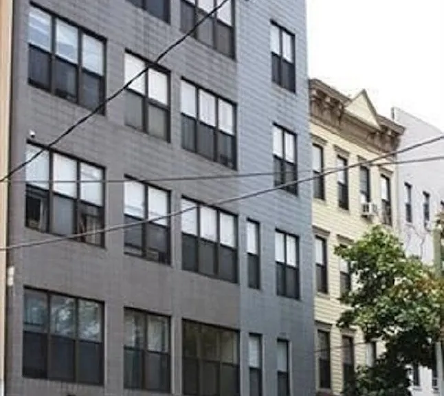 210 Jefferson St #4B — Photo 1