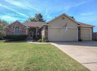 2384 E 140th Pl S, Bixby, OK 74008