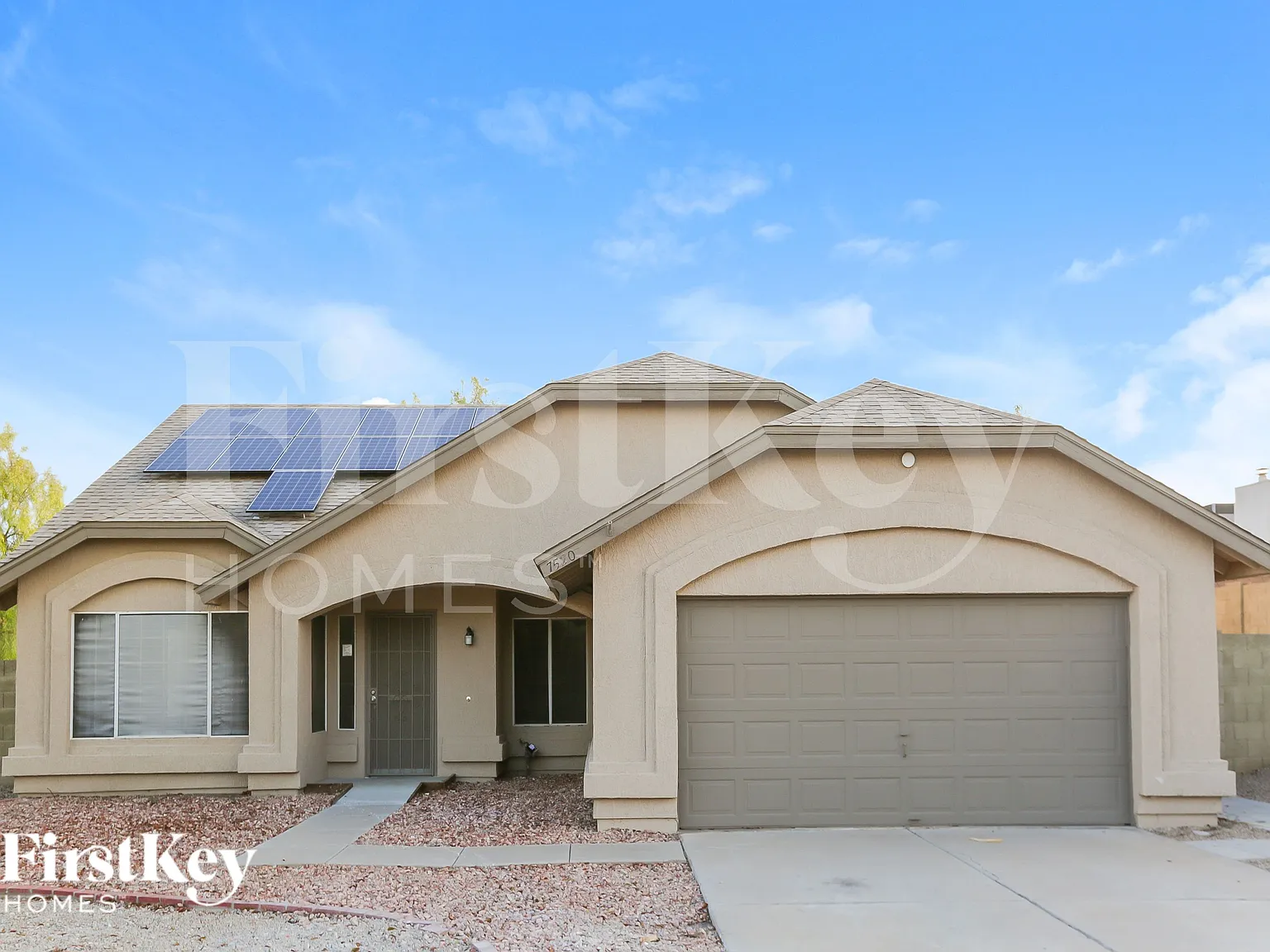 3 bed, 2.0 bath, 1795 sqft, $2,175 — Photo 1