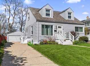 3843 S 5th Pl, Milwaukee, WI 53207