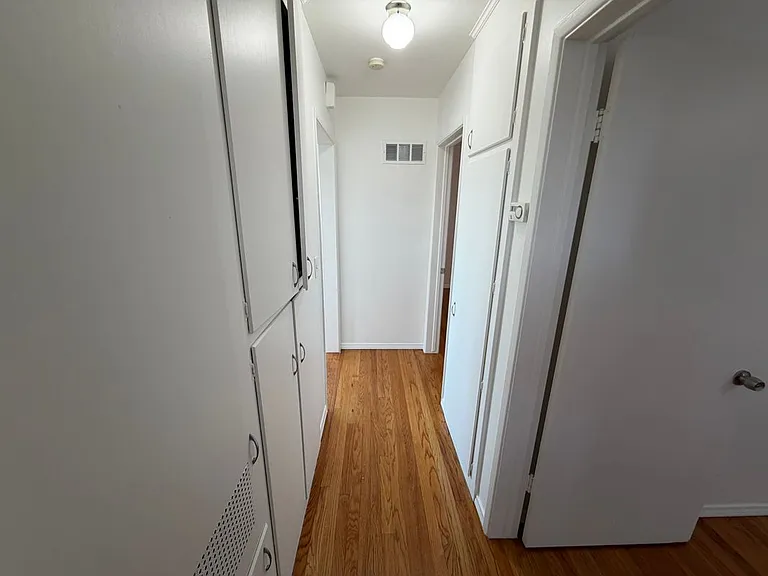 5660 Noel Dr — Photo 11