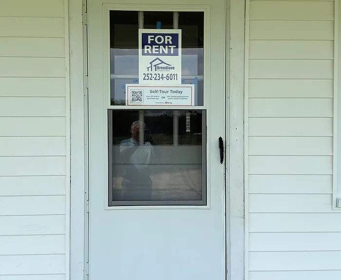 238 Leslie Ln — Photo 7