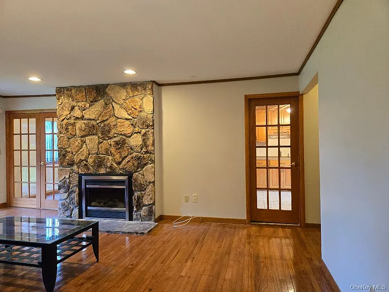 731 Panorama Dr — Photo 8