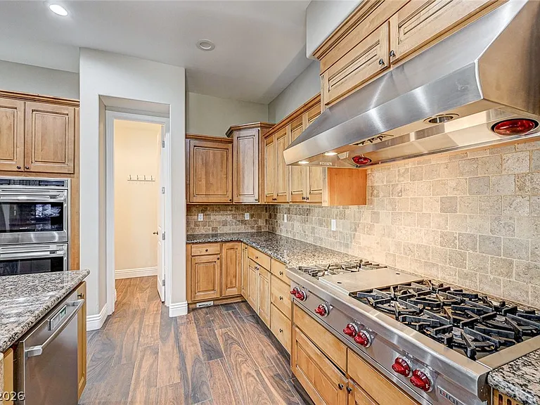 8490 Via De Bellasidra Ct — Photo 22