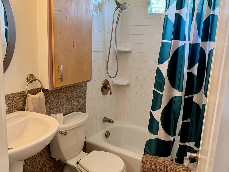 1419 Airport Heights Dr — Photo 13
