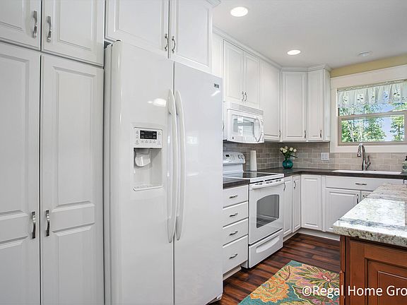 3rd image of 275 Aleigha Ct #23