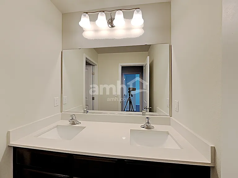 11033 191st Street Ct E — Photo 16