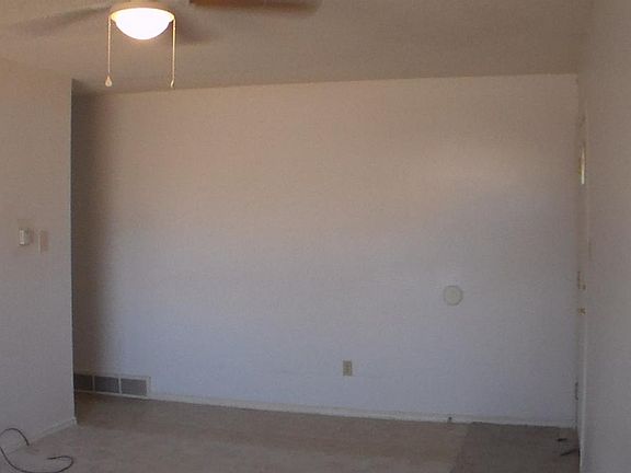 3rd image of 315 Gumaer Ave