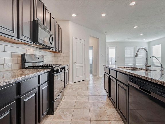 2nd image of 4722 Cullen Brook Rd