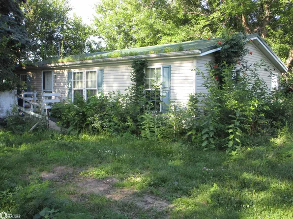 305 Apple Ave, New Providence, IA 50206