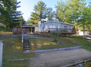6847 Sawmill Rd, Harrison, MI 48625