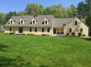 244 Carpenter Rd, Northbridge, MA 01534