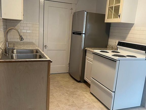 4th image of 3307 N 7th St