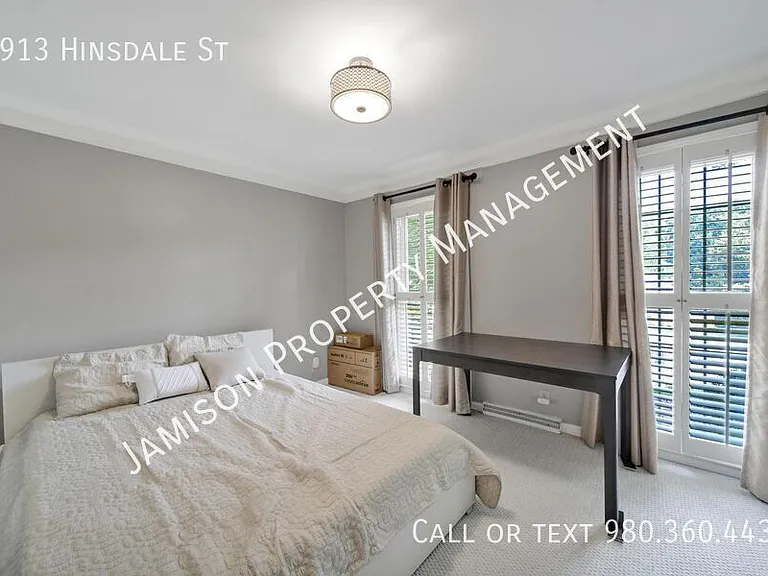 2913 Hinsdale St — Photo 21