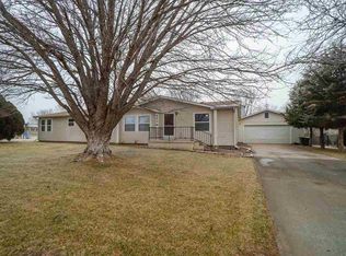 520 Illinois Ave, Pratt, KS 67124