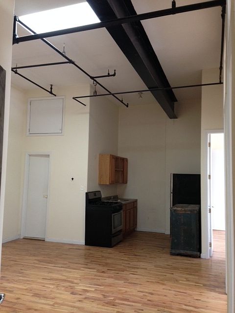 1st image of 479 Wythe Ave #1