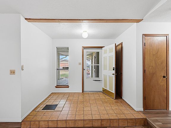 5th image of 6 Sierra Vista Ct