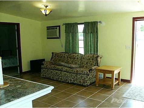 3rd image of 9725 Bolton Ave