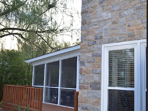 2nd image of 817 Chippendale Dr