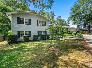 1073 Grayson Pkwy, Grayson, GA 30017