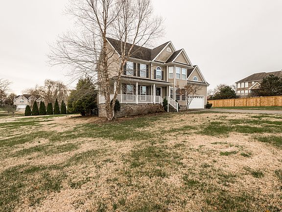 2nd image of 1309 Mulberry Ct