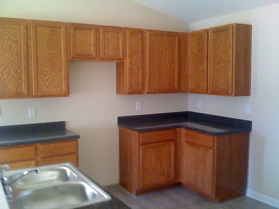 2nd image of 4240 Oak Pointe Dr