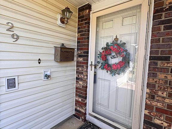 2nd image of 29 Robinson Road