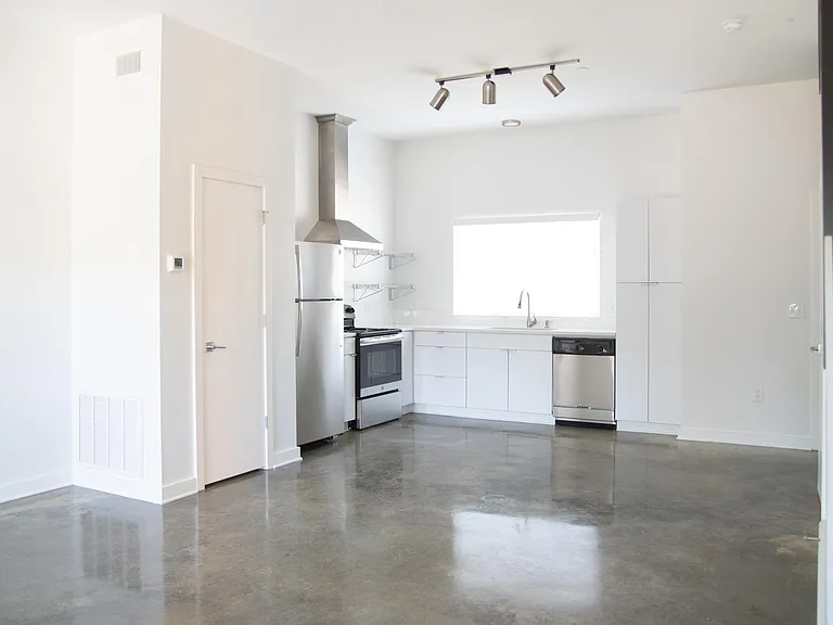 3601 N State St #3 — Photo 2
