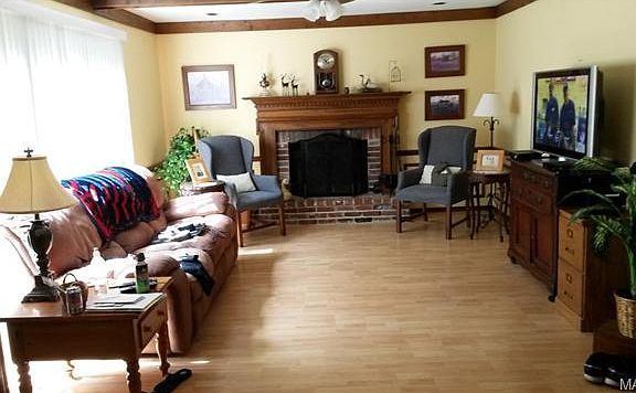 3rd image of 1307 Woodland Oaks Dr
