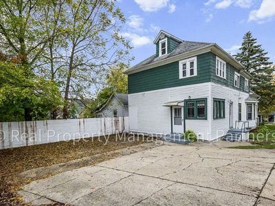 901 Baraga St NE, Grand Rapids, MI, 49503