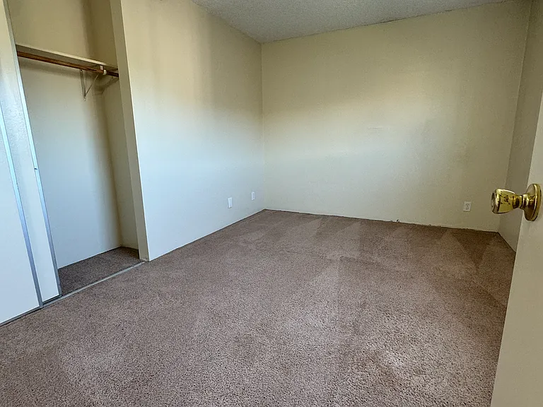 4130 11th Ave NE #3003 — Photo 9