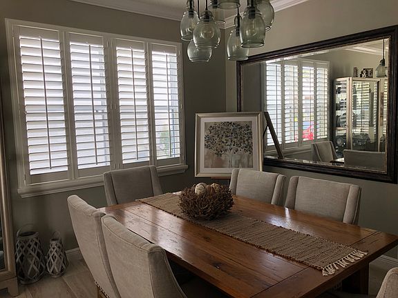 Dining w/Edison bulb fixture