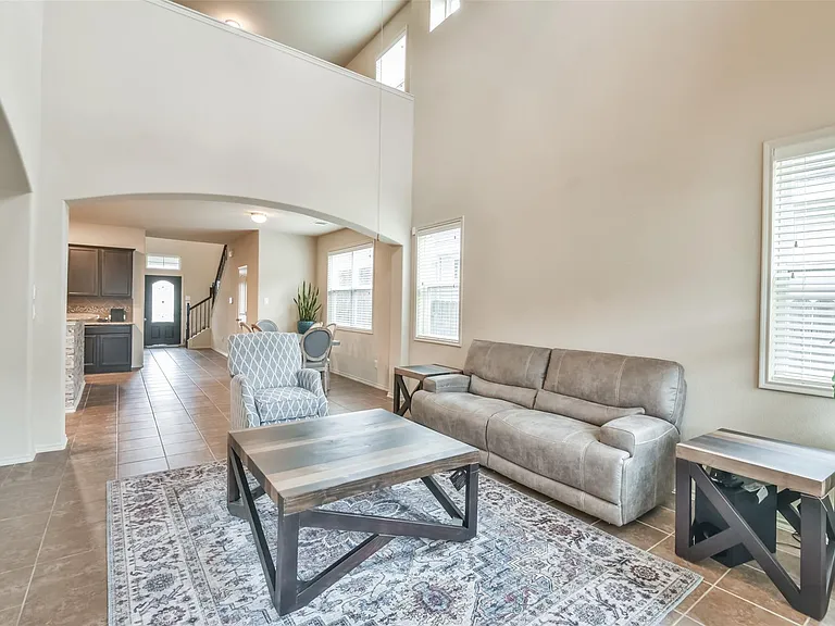 18226 Chianti Ridge Dr — Photo 14