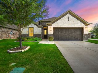 1018 W Villas Ct, Lewisville, TX 75067