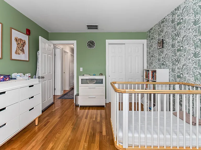 10 Irma St #3 — Photo 22