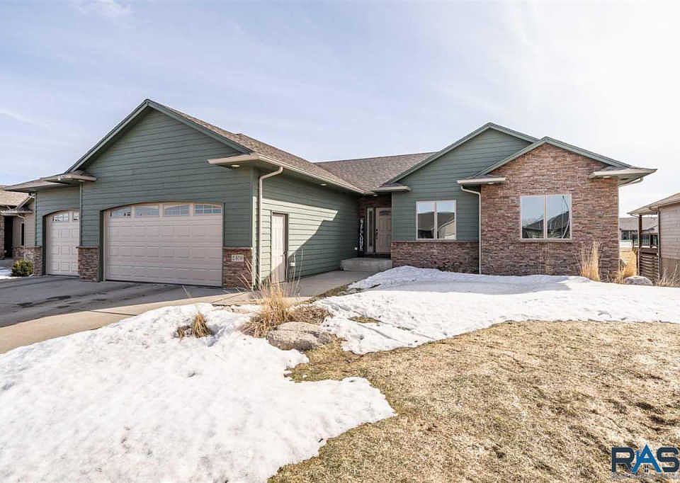 1st image of 2409 E Baxter Cir
