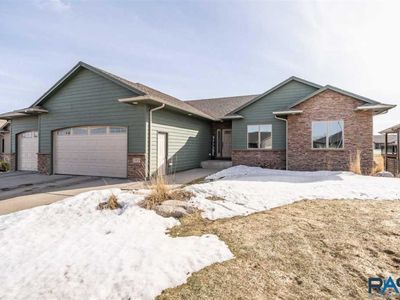 2409 E Baxter Cir, Sioux Falls, SD, 57108