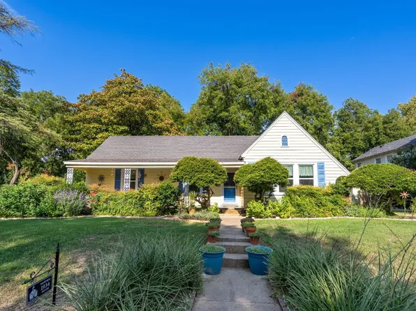 103 Harbin Ave, Waxahachie, TX 75165